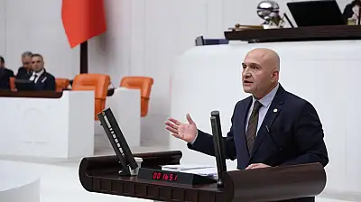 Dr. Erhan Usta'dan Asgari Ücrete Sert Tepki