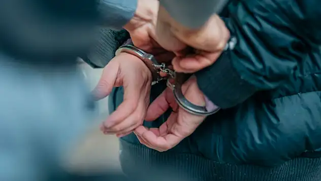 10 yıl 5 ay kesinleşmiş hapis cezası bulunan firari hükümlü yakalandı.