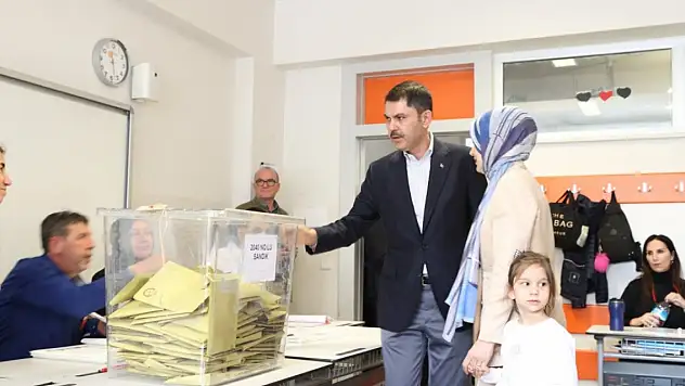 Bakan Kurum oyunu İstanbul'da kullandı