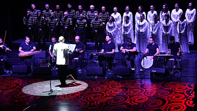 Depremlerde 7 üyesini kaybeden Antakya Medeniyetler Korosu Samsun'da konser verecek