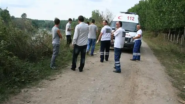 TARİHİ KÖPRÜDEN ATLAYAN BİR KİŞİ KAYIP…