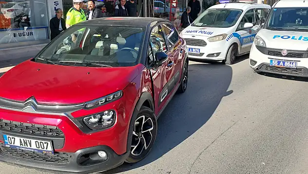 Samsun'da otomobil ile motosikletin çarpıştığı kazada 2 kişi yaralandı