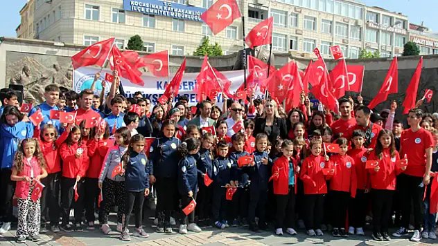 Gençlik ve Spor İl Müdürü Kabakcı: 'Mesele memleketse yaşımız 19'