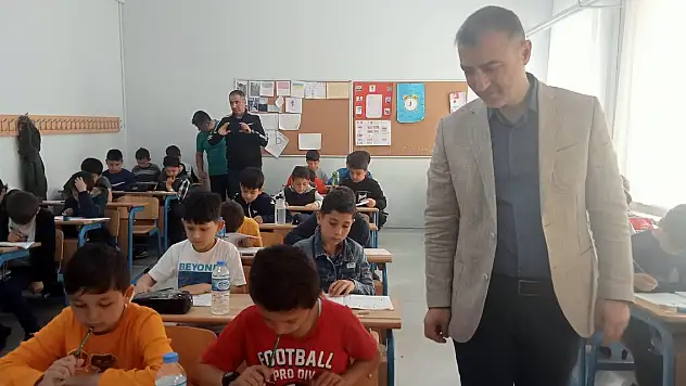 Terme'de hafızlık eğitimi verilen ortaokula kayıt için sınav yapıldı