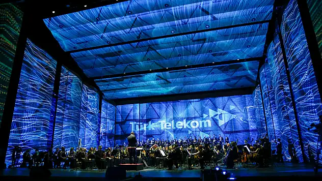 Türk Telekom Opera Salonu Galası'na uluslararası iki ödül