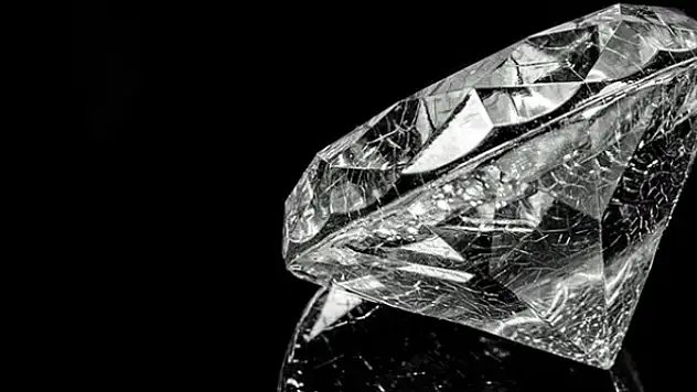 Rusya'nın 4,7 milyar dolarlık elmas ihracatı yeni yaptırımların hedefinde