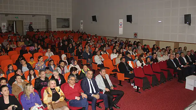 Atatürk'ün Havza'ya gelişinin 104. yılı nedeniyle konser verildi