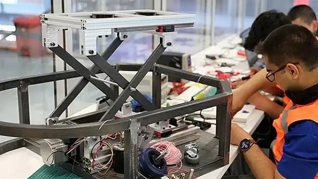 Mesleki eğitim merkezlerindeki öğrenci sayısı yüzde 784'lük artışla 1 milyon 405 bine ulaştı