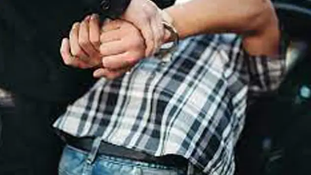 Okul kantininden hırsızlığa 1 tutuklama