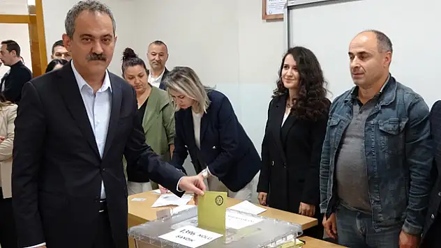 Bakan Özer oyunu Ordu'da kullandı