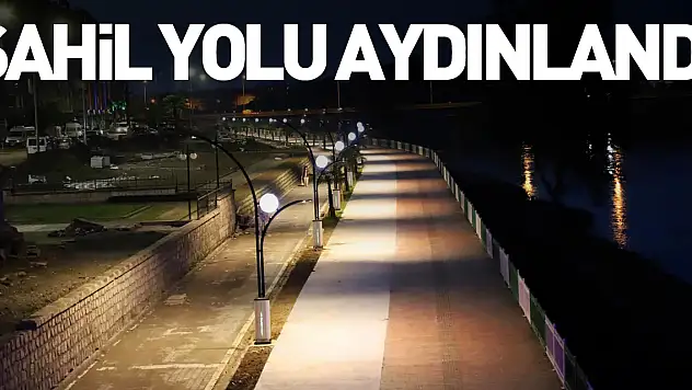 Sahil Yolu Aydınlandı