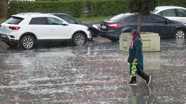 Samsun'a 44,6 kilo yağış düştü, sağanağın devam etmesi bekleniyor