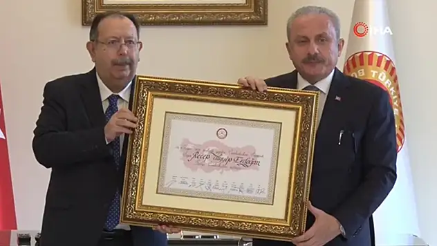 Cumhurbaşkanı Erdoğan'ın mazbatası teslim edildi