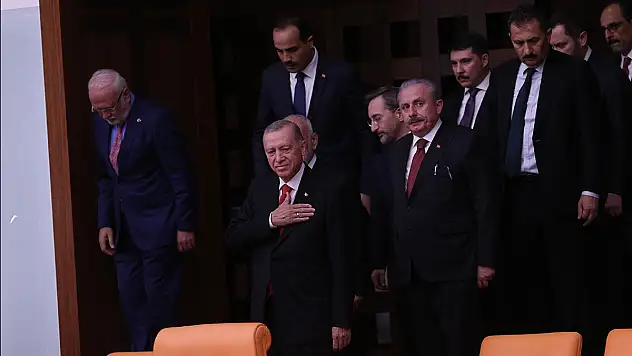 TBMM'de 28'inci yasama dönemi başladı