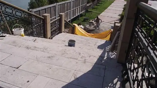 Merdivenler yenilendi