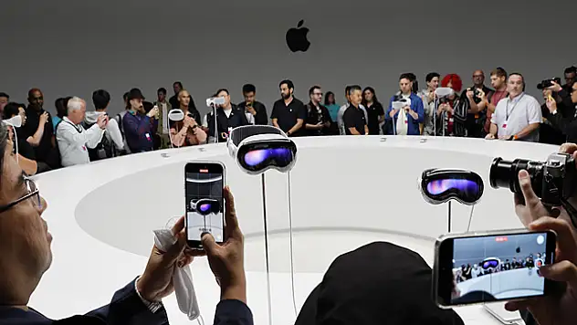 Apple'dan yeni 'Karma gerçeklik' gözlüğü