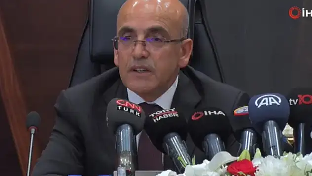 Bakan Şimşek: 'Kurallara dayalı politika oluşturma taahhüdümüzü teyit ediyoruz'