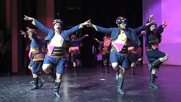 Samsun'da '1. Halk Dansları Şenliği'