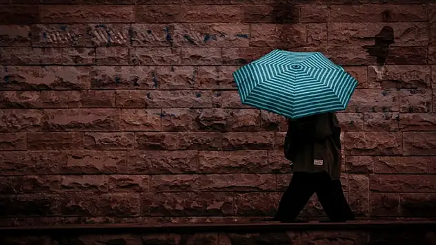 İç Anadolu ve Orta Karadeniz için gök gürültülü sağanak uyarısı