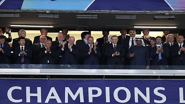 Cumhurbaşkanı Erdoğan, UEFA Şampiyonlar Ligi final maçını izliyor