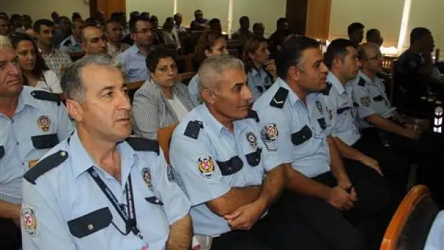 Polise Türkçe'nin önemi anlatıldı