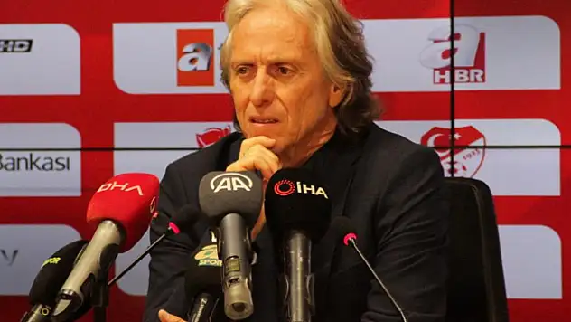 Jorge Jesus: 'Bugünden itibaren Fenerbahçe'nin teknik direktör değilim'