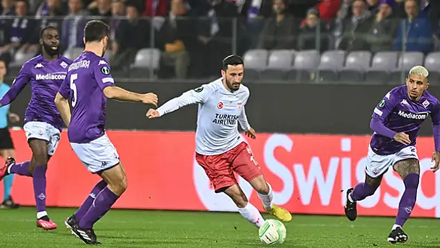 UEFA Avrupa Konferans Ligi'nde sezonun golü Erdoğan Yeşilyurt'tan