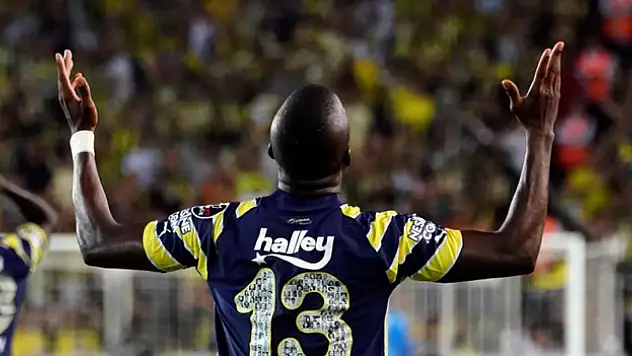 Enner Valencia resmen Fenerbahçe'den ayrıldı!