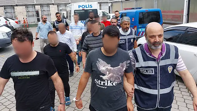 Samsun'da aranan şahıslara operasyon: 26 gözaltı
