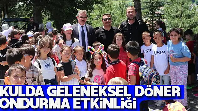Okulda geleneksel döner ve dondurma etkinliği