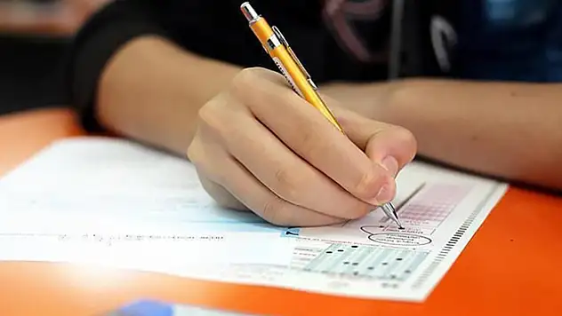 YKS'de ilk oturum TYT yarın yapılacak