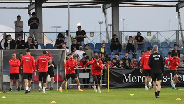 A Milli Takım Samsun'daki ilk antrenmanını yaptı