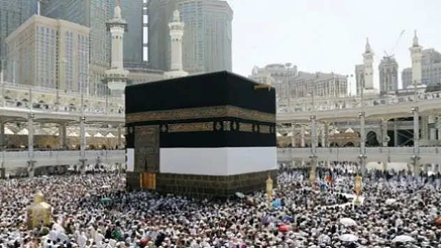 Türkiye'den gelen hacıların yaş ortalaması 62 oldu