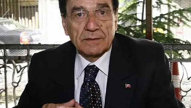 Türkler barbar tarihten kurtuluyor