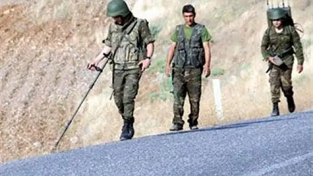 Tunceli'de mayınlı tuzak: 4 asker yaralı