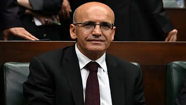 Hazine ve Maliye Bakanı Şimşek'ten Türkiye'nin kara parayla mücadelesinde kararlılık vurgusu