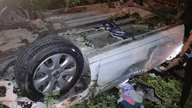 Samsun'da otomobil devrildi, 3 kişi yaralandı