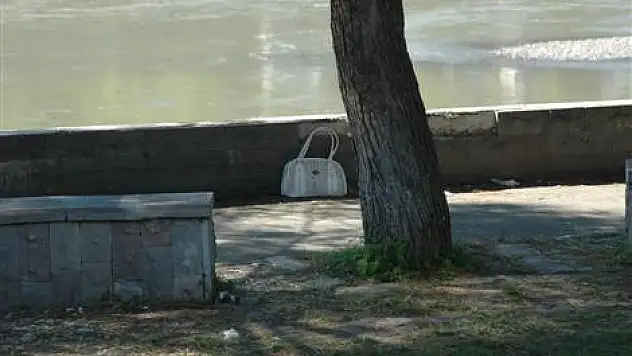 Çarşamba'da şüpheli çanta paniği