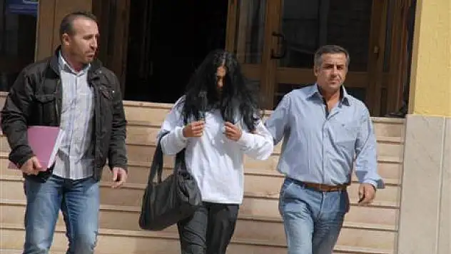 Kızıyla hırsızlık yapan kadın tutuklandı