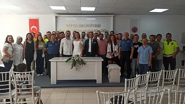 Asayiş büro amiri bekarlığa veda etti