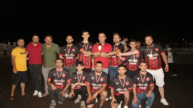 Ordu'da 'Manyetik Kum Futbol Turnuvası' düzenlendi