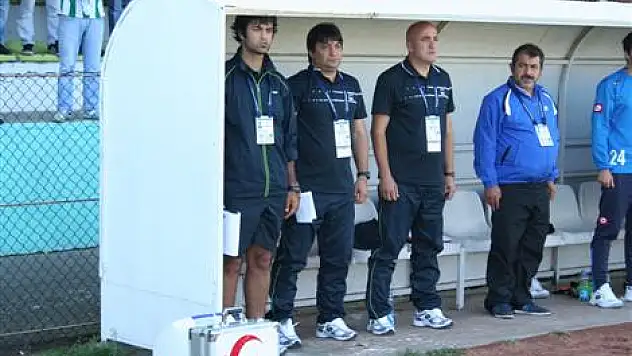 Turan, 'Taraftar değil, taraf olalım'