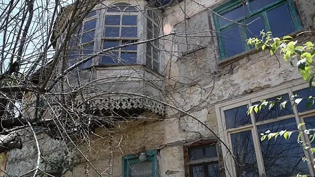 Evine çivi bile çakamayan tescilli kültür varlığı sahipleri için emsal karar