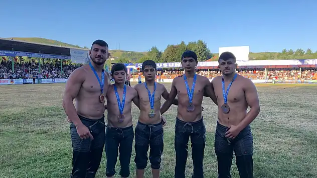 İlkadımlı sporculardan 7 madalya