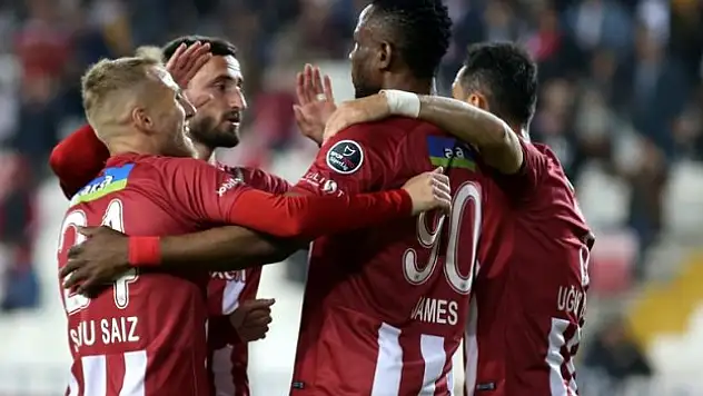 Sivasspor'un Demir Grup ile sponsorluk anlaşması sona erdi