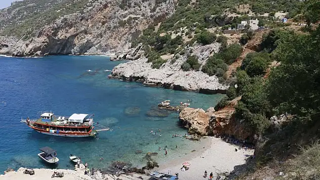 Gizli cennet Karamağara kendine hayran bırakıyor