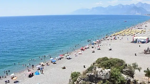 Antalya 8 milyonu aşan turist sayısıyla rekor kırdı
