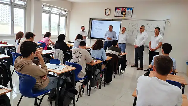 Samsun'da öğrenciler DYK yaz okullarıyla destekleniyor