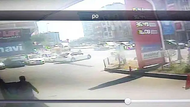 Gaziosmanpaşa'da dehşet kamerada: İş adamına güpegündüz silahlı saldırı düzenlendi