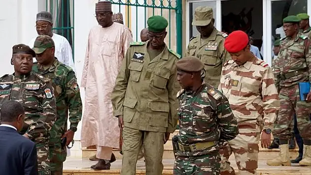 Nijer'de cuntadan ECOWAS'a 'saldırı' tehdidi